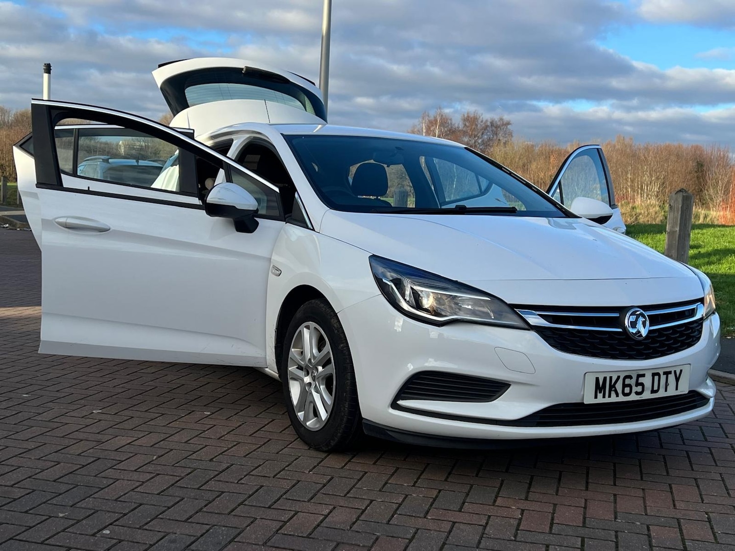 Used Vauxhall Astra 2015 for sale - 77050523: Photo 39