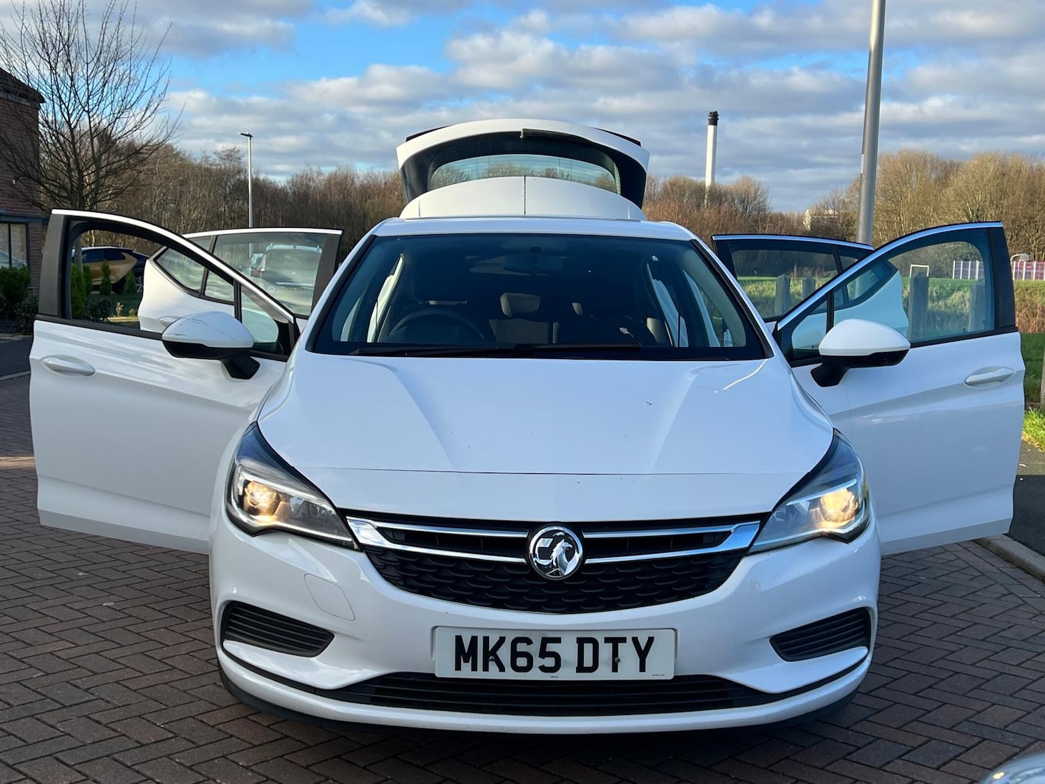 Used Vauxhall Astra 2015 for sale - 77050523: Photo 41