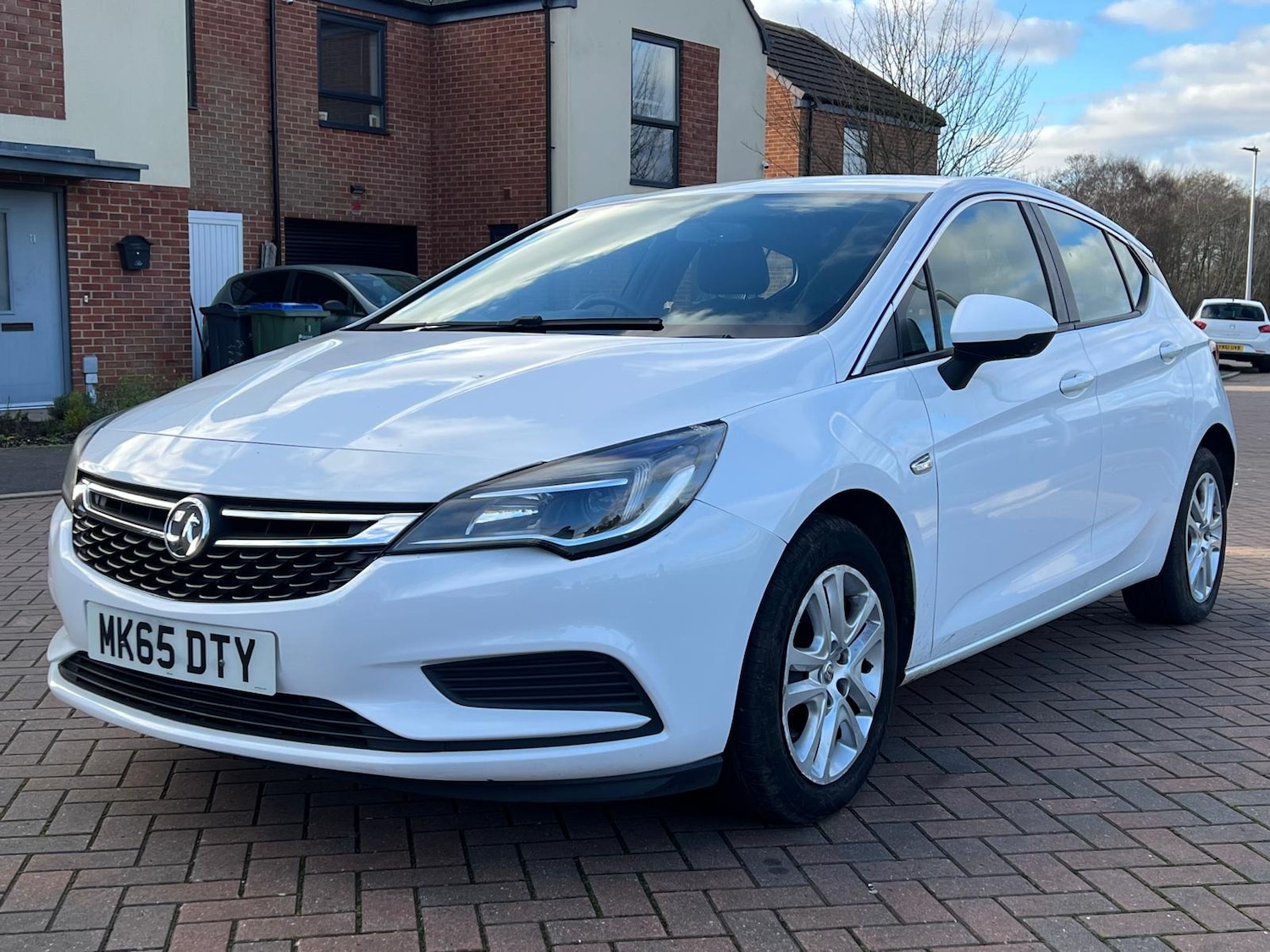 Used Vauxhall Astra 2015 for sale - 77050523: Photo 5