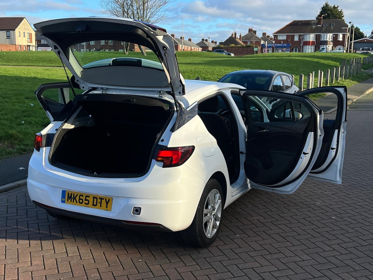 Used Vauxhall Astra 2015 for sale - 77050523: Photo 51