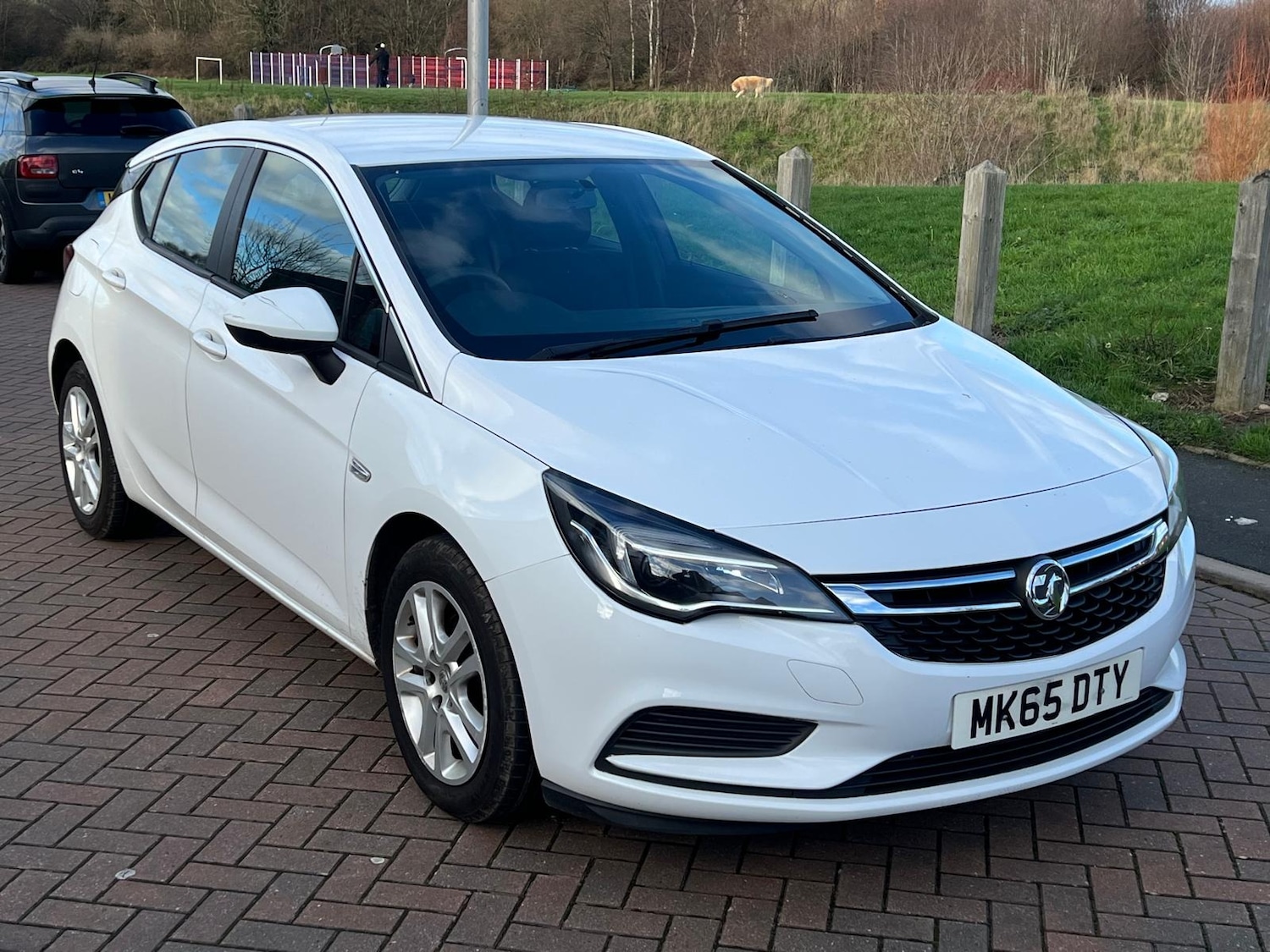 Used Vauxhall Astra 2015 for sale - 77050523: Photo 8
