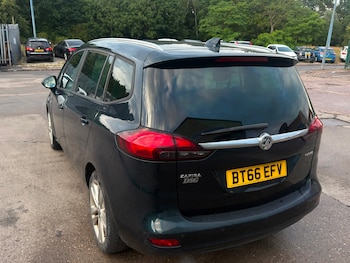 Used Vauxhall Zafira 2016 for sale - 79069055: Photo