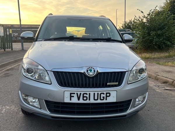 Used Skoda Fabia 2011 for sale - 76176115: Photo 2