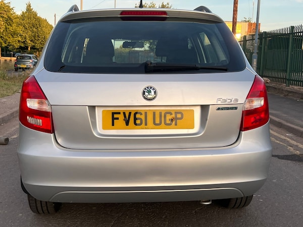 Used Skoda Fabia 2011 for sale - 76176115: Photo 8