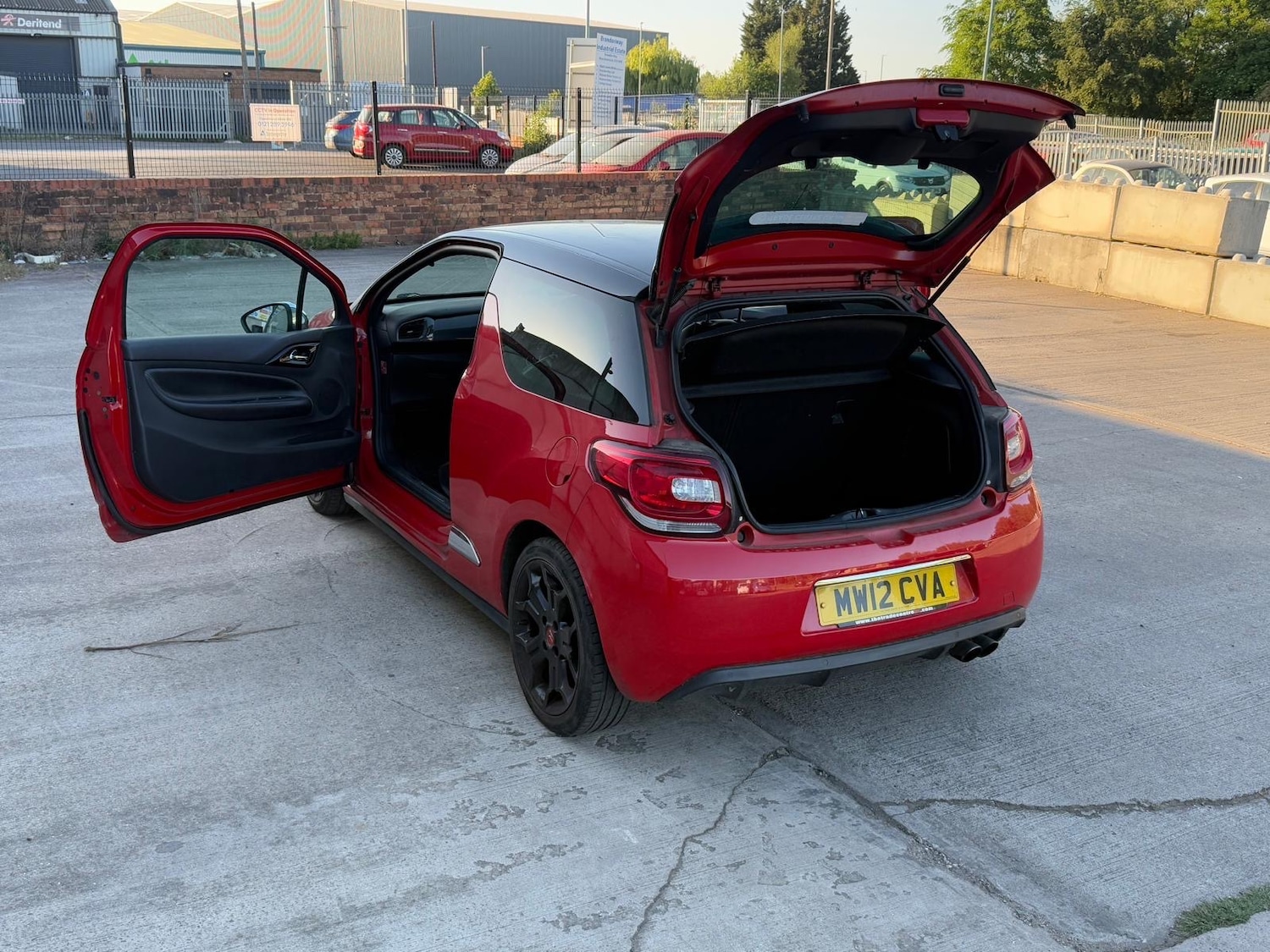 Used Citroen DS3 2012 for sale - 76551737: Photo 8