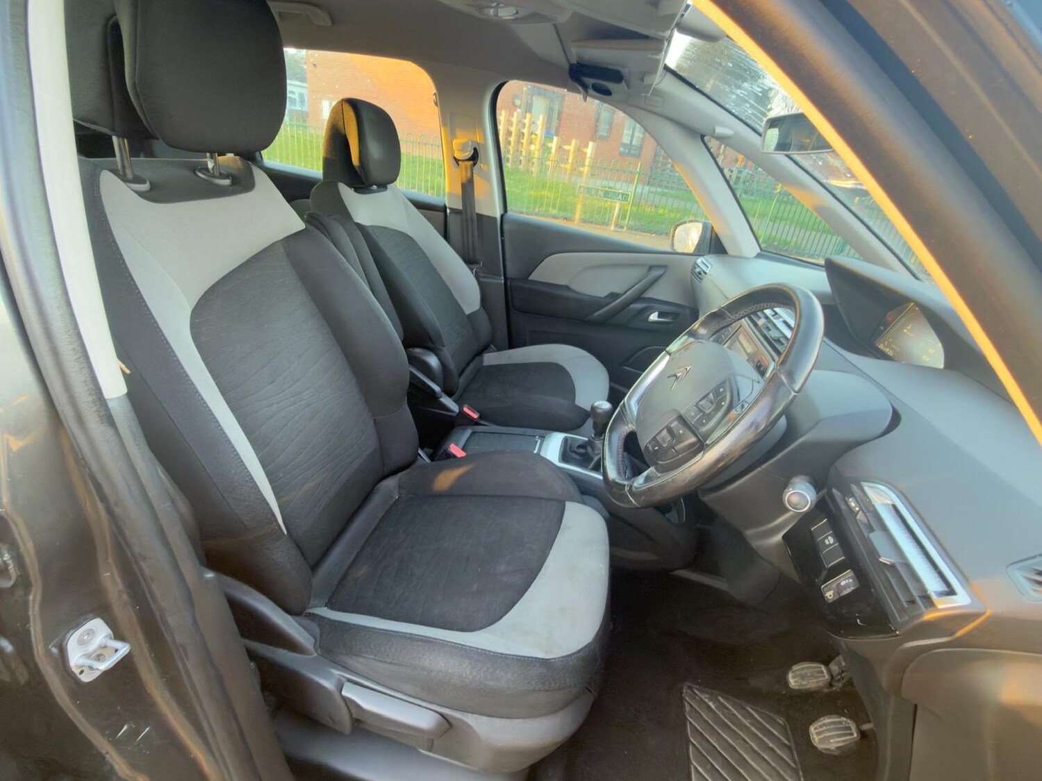 Used Citroen C4 Picasso 2015 for sale - 77254322: Photo 14