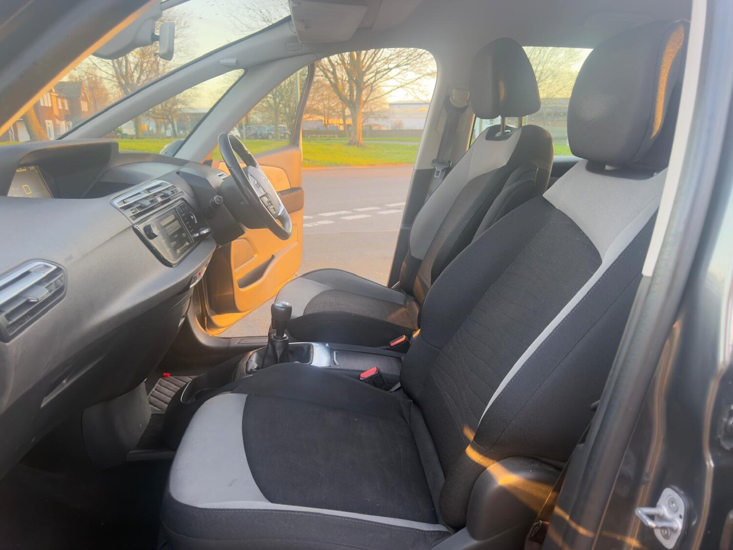 Used Citroen C4 Picasso 2015 for sale - 77254322: Photo 15