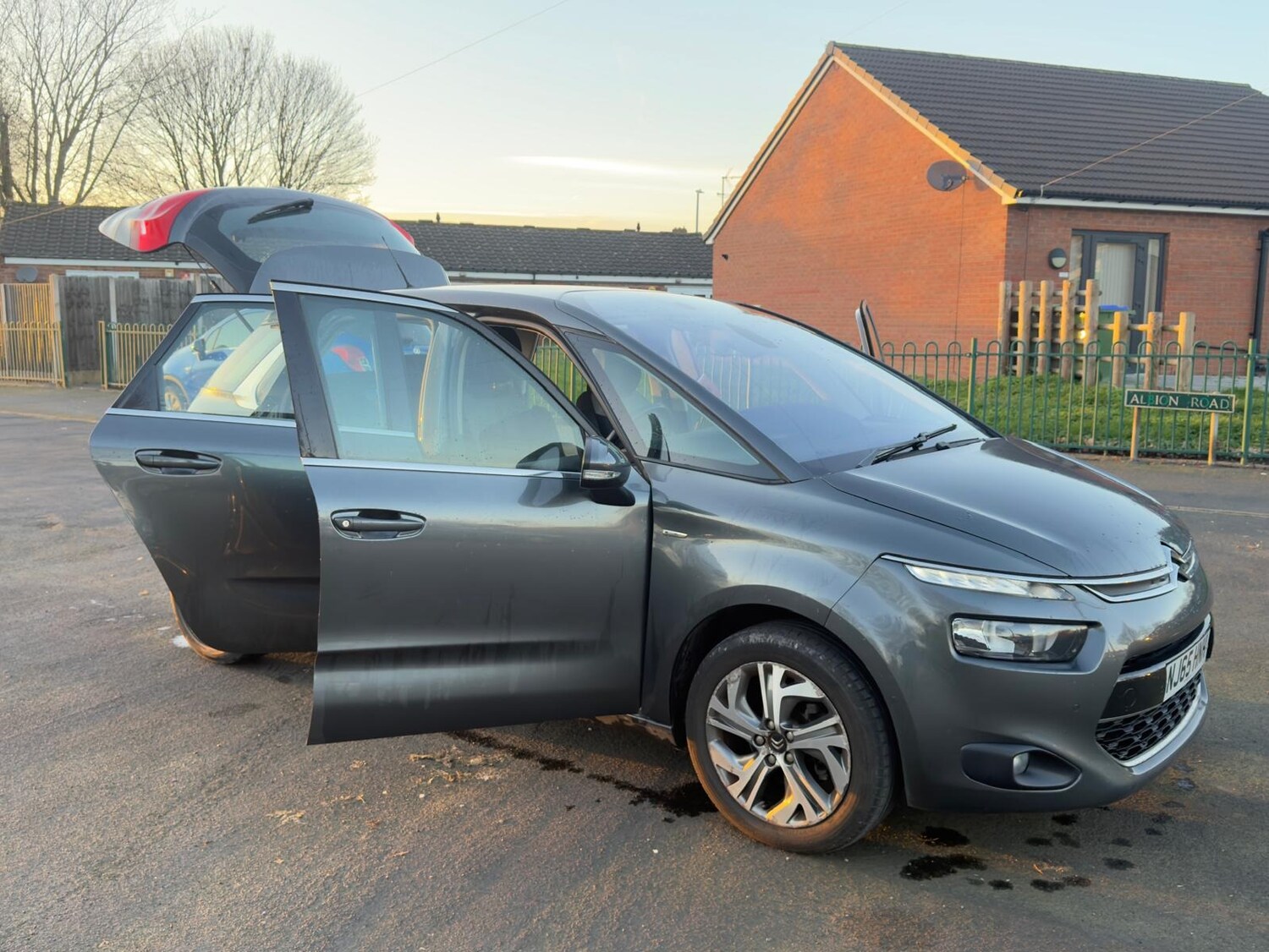 Used Citroen C4 Picasso 2015 for sale - 77254322: Photo 26