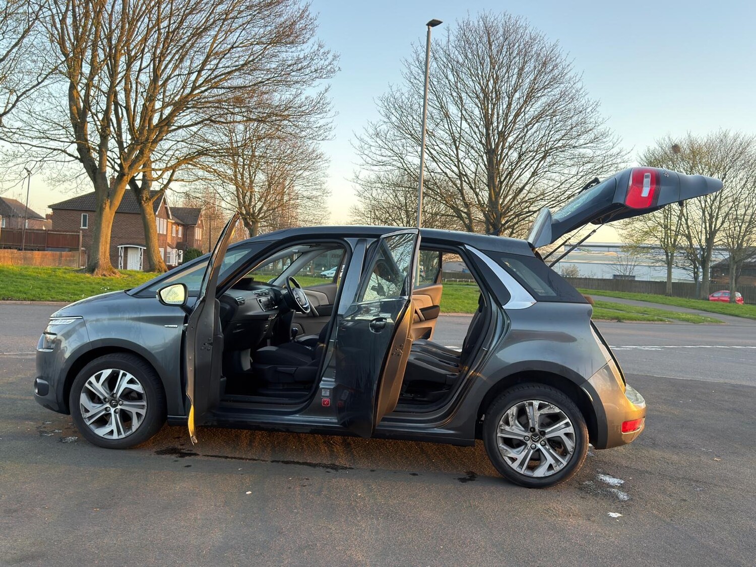 Used Citroen C4 Picasso 2015 for sale - 77254322: Photo 31