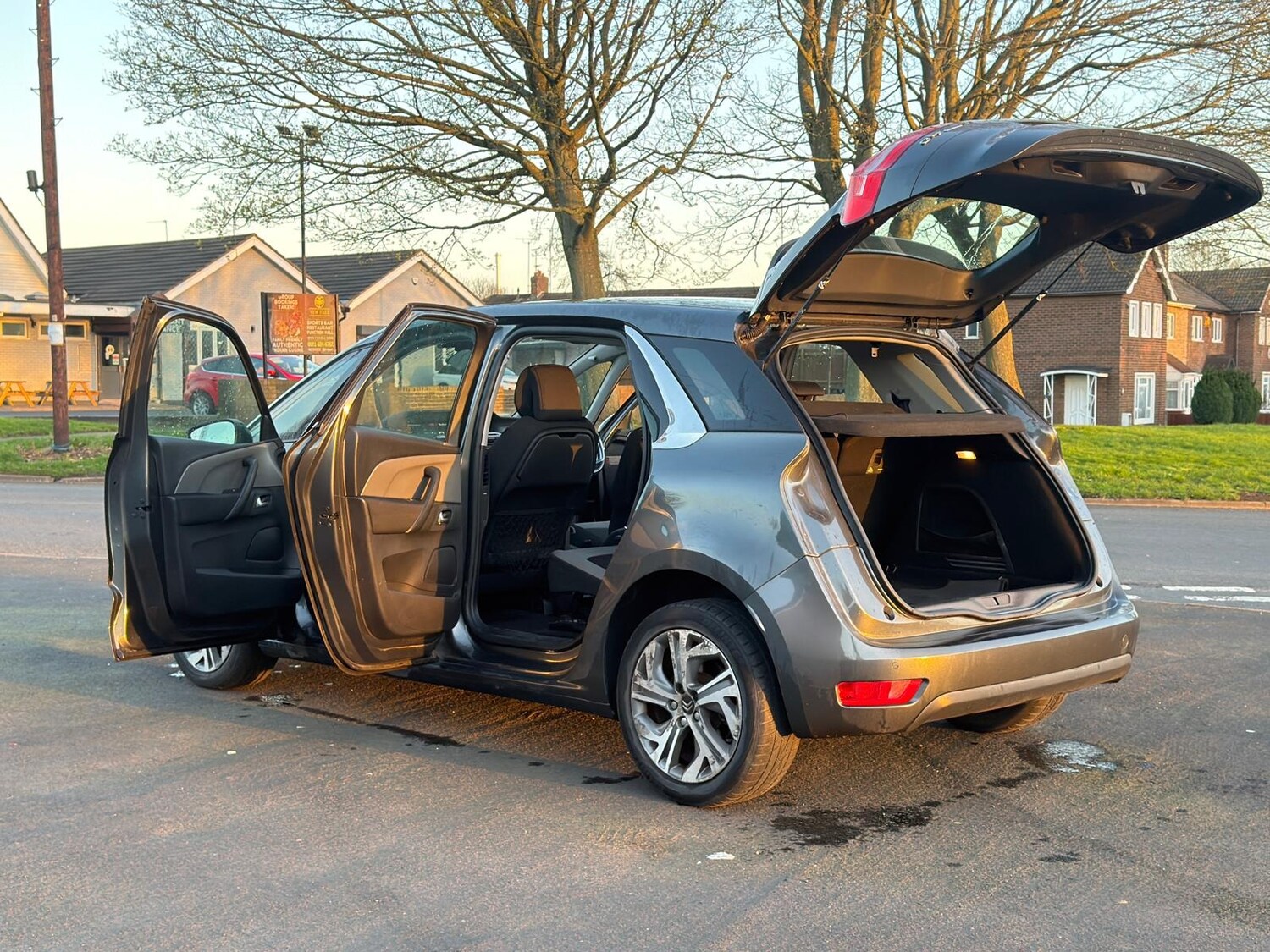 Used Citroen C4 Picasso 2015 for sale - 77254322: Photo 35