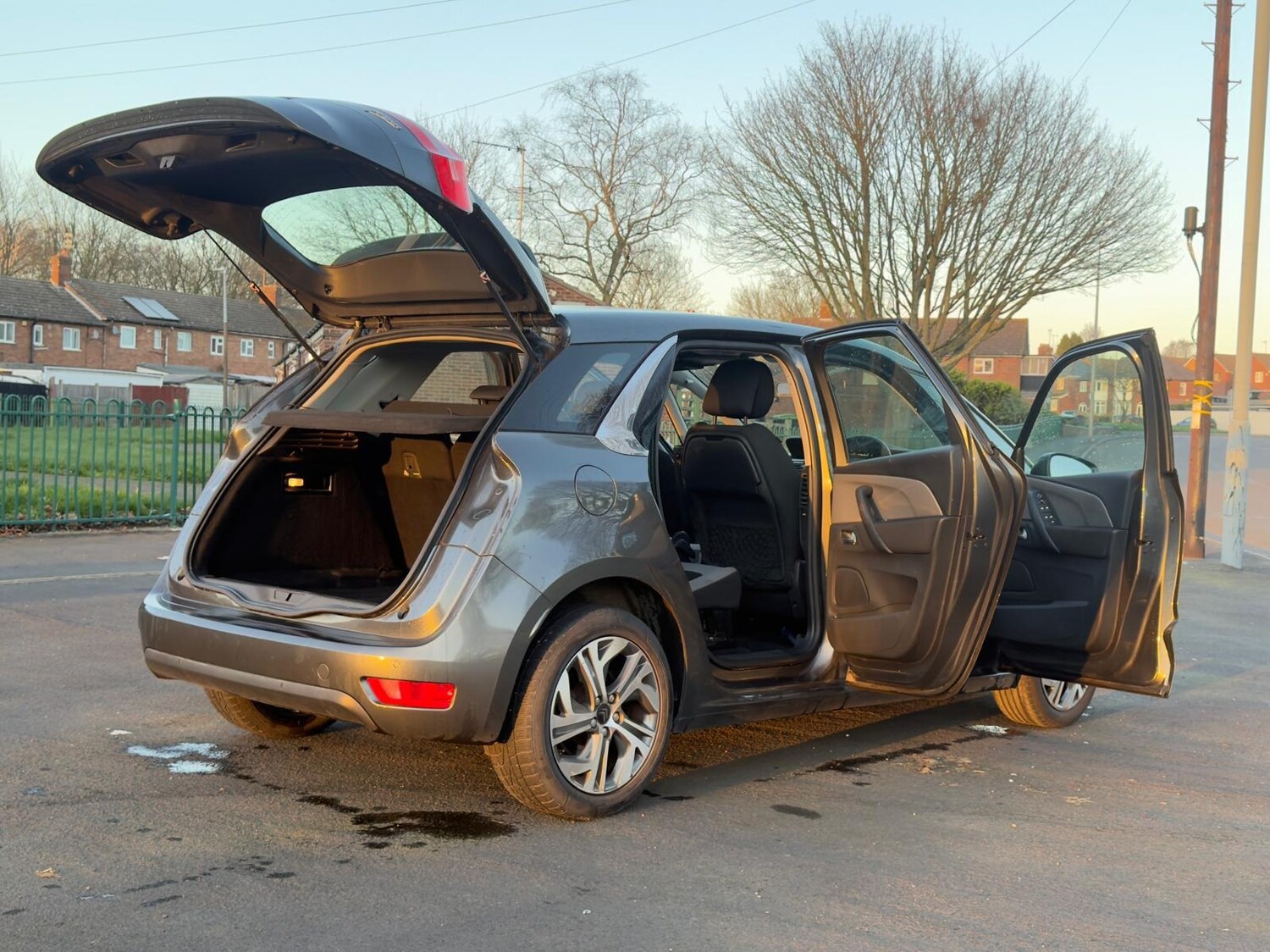 Used Citroen C4 Picasso 2015 for sale - 77254322: Photo 37
