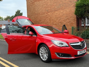 Used Vauxhall Insignia 2015 for sale - 76171687: Photo 2