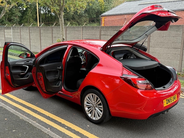 Used Vauxhall Insignia 2015 for sale - 76171687: Photo 8