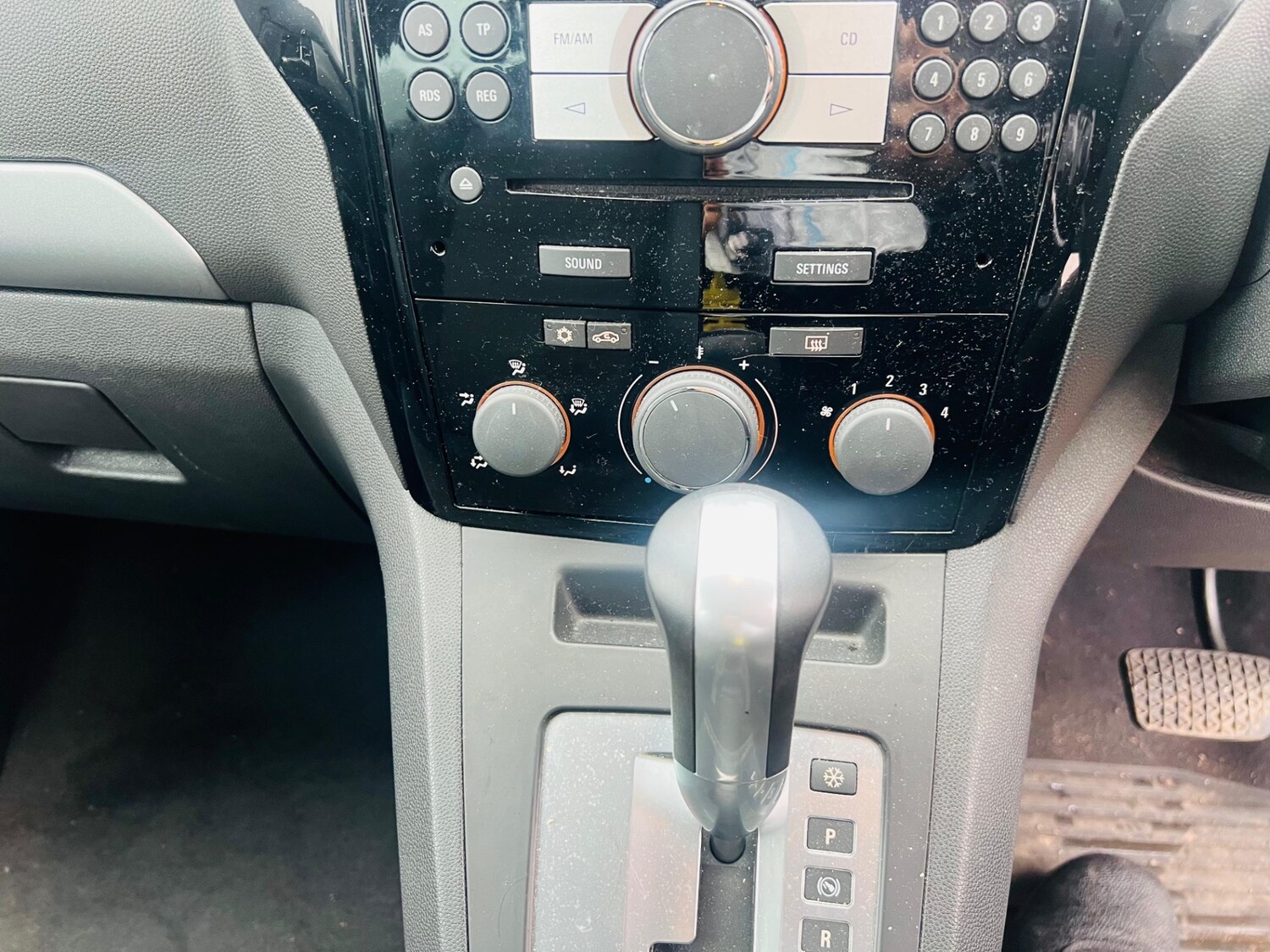 Used Vauxhall Zafira 2010 for sale - 77515315: Photo 27