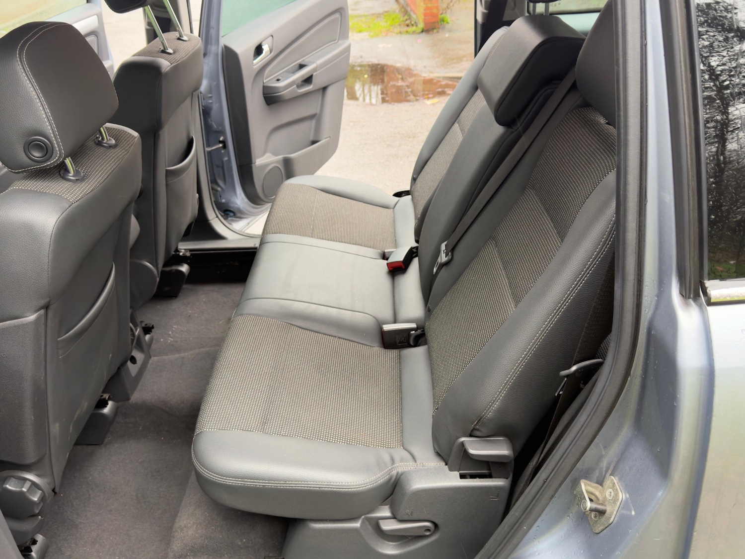 Used Vauxhall Zafira 2010 for sale - 77515315: Photo 31