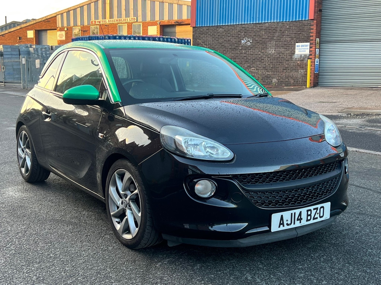 Used Vauxhall ADAM 2014 for sale - 76168018: Photo 1