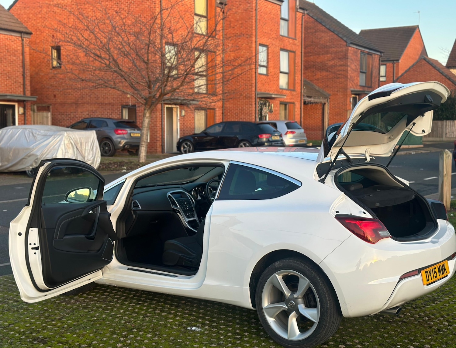 Used Vauxhall Astra GTC 2015 for sale - 77067507: Photo 21