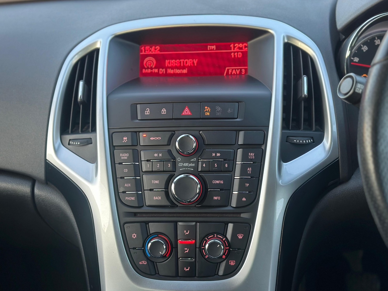 Used Vauxhall Astra GTC 2015 for sale - 77067507: Photo 29