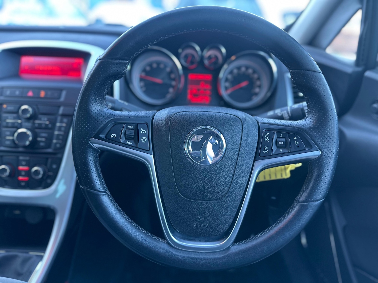 Used Vauxhall Astra GTC 2015 for sale - 77067507: Photo 35