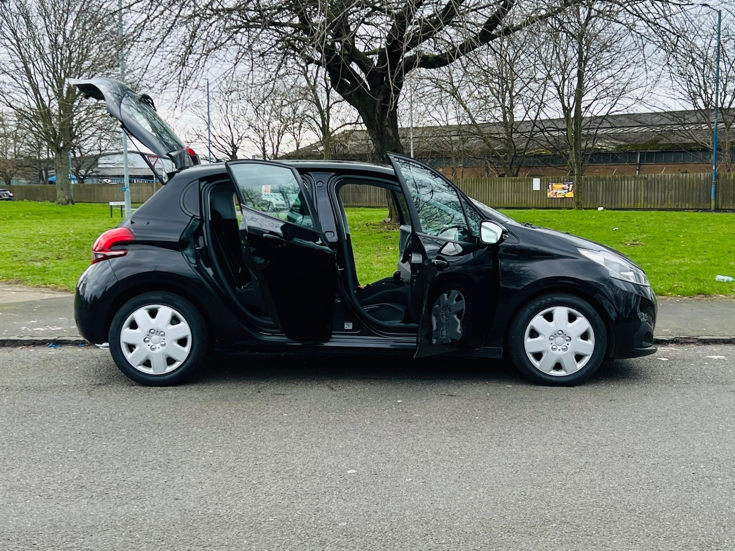 Used Peugeot 208 2019 for sale - 77551444: Photo 22