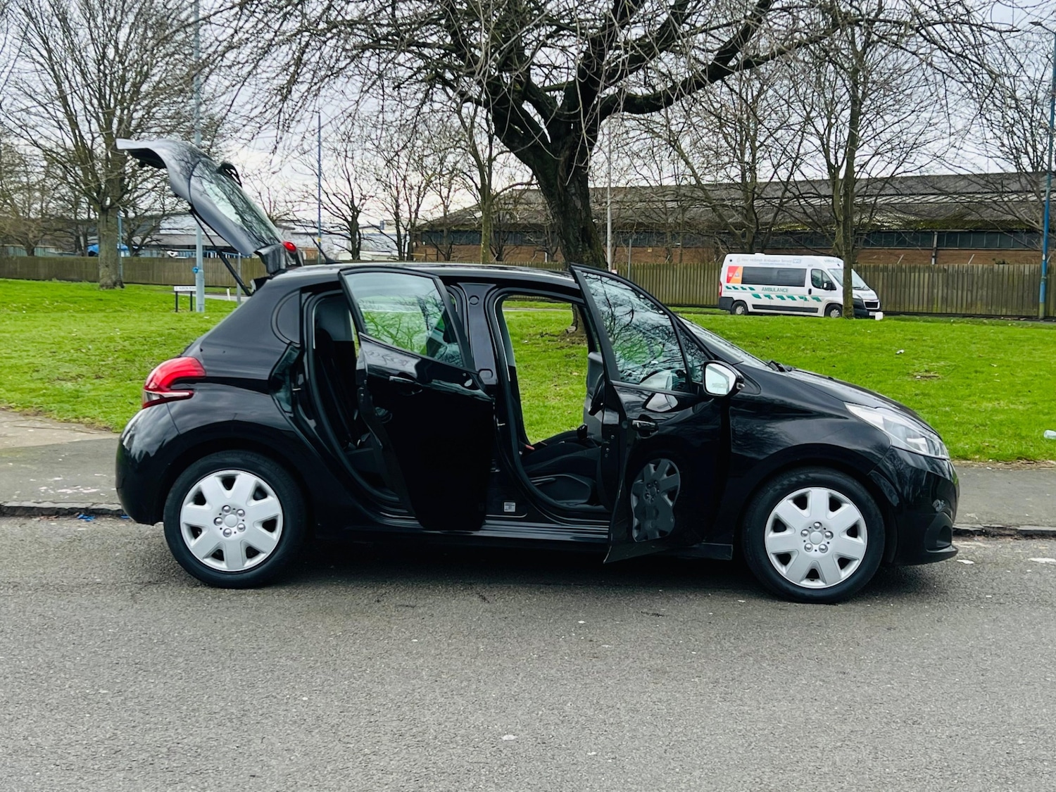 Used Peugeot 208 2019 for sale - 77551444: Photo 25