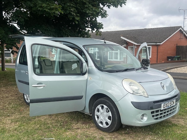 Used Renault Kangoo 2012 for sale - 76167998: Photo 17