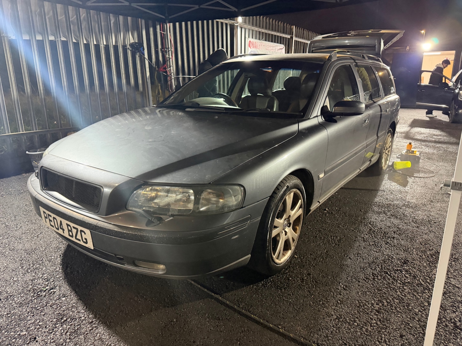 Used Volvo V70 2004 for sale - 76454222: Photo 1