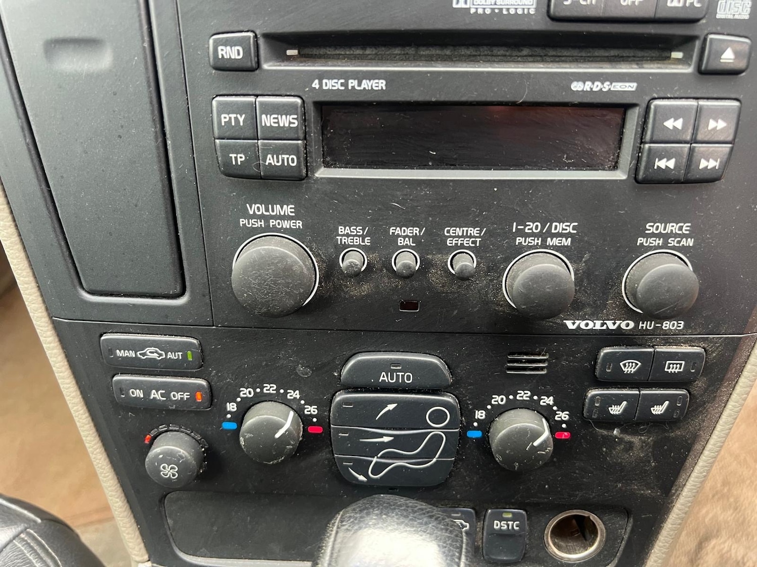 Used Volvo V70 2004 for sale - 76454222: Photo 24