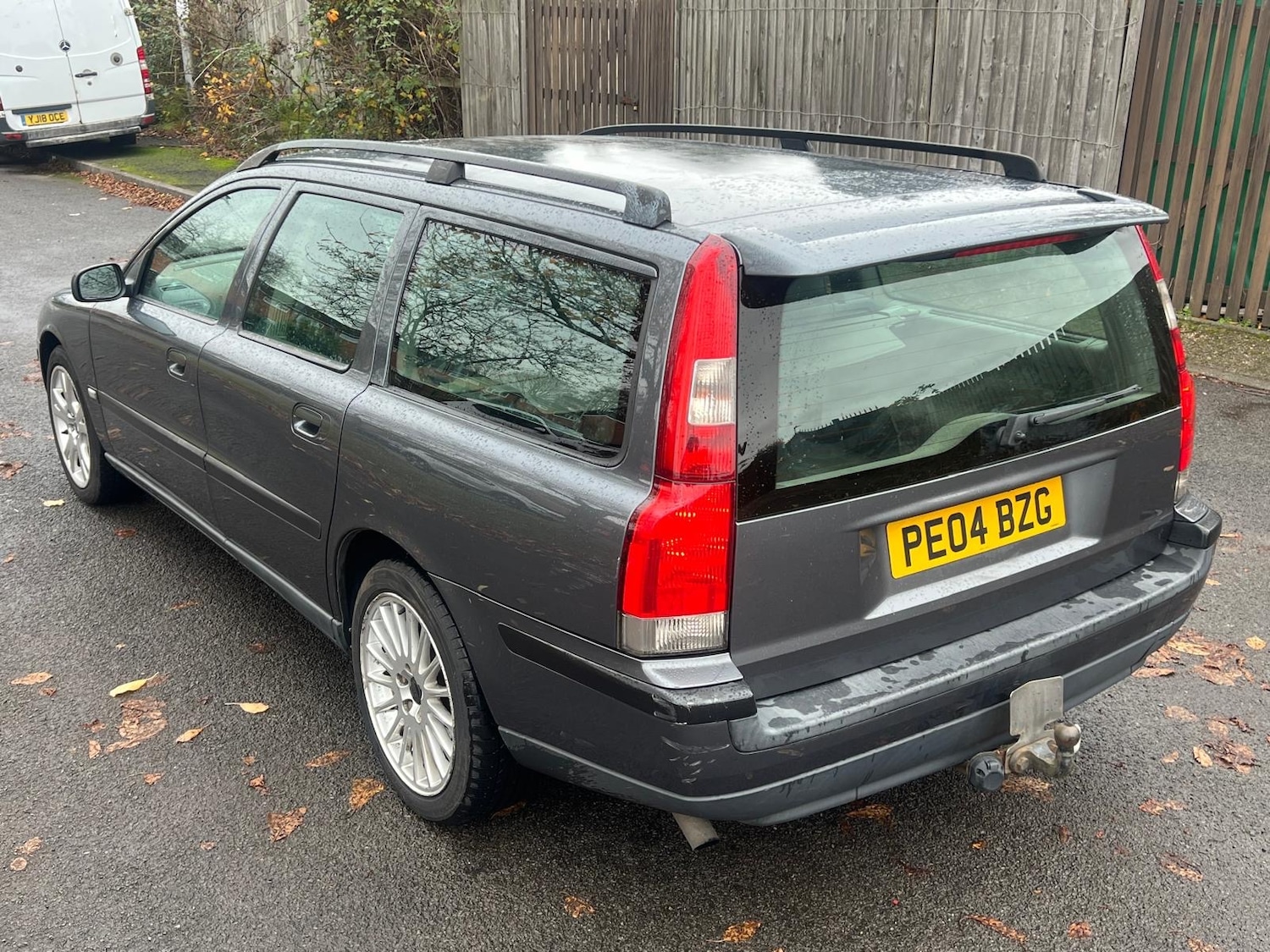 Used Volvo V70 2004 for sale - 76454222: Photo 33