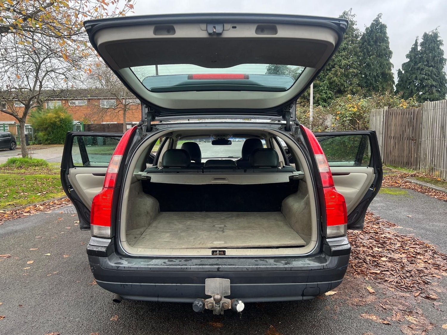 Used Volvo V70 2004 for sale - 76454222: Photo 6