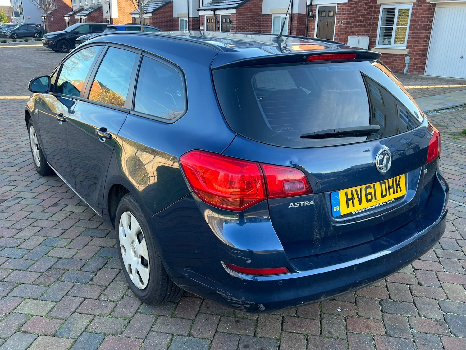 Used Vauxhall Astra 2012 for sale - 76573803: Photo 1