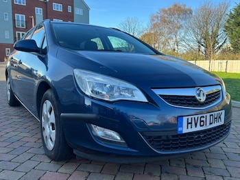 Used Vauxhall Astra 2012 for sale - 76573803: Photo
