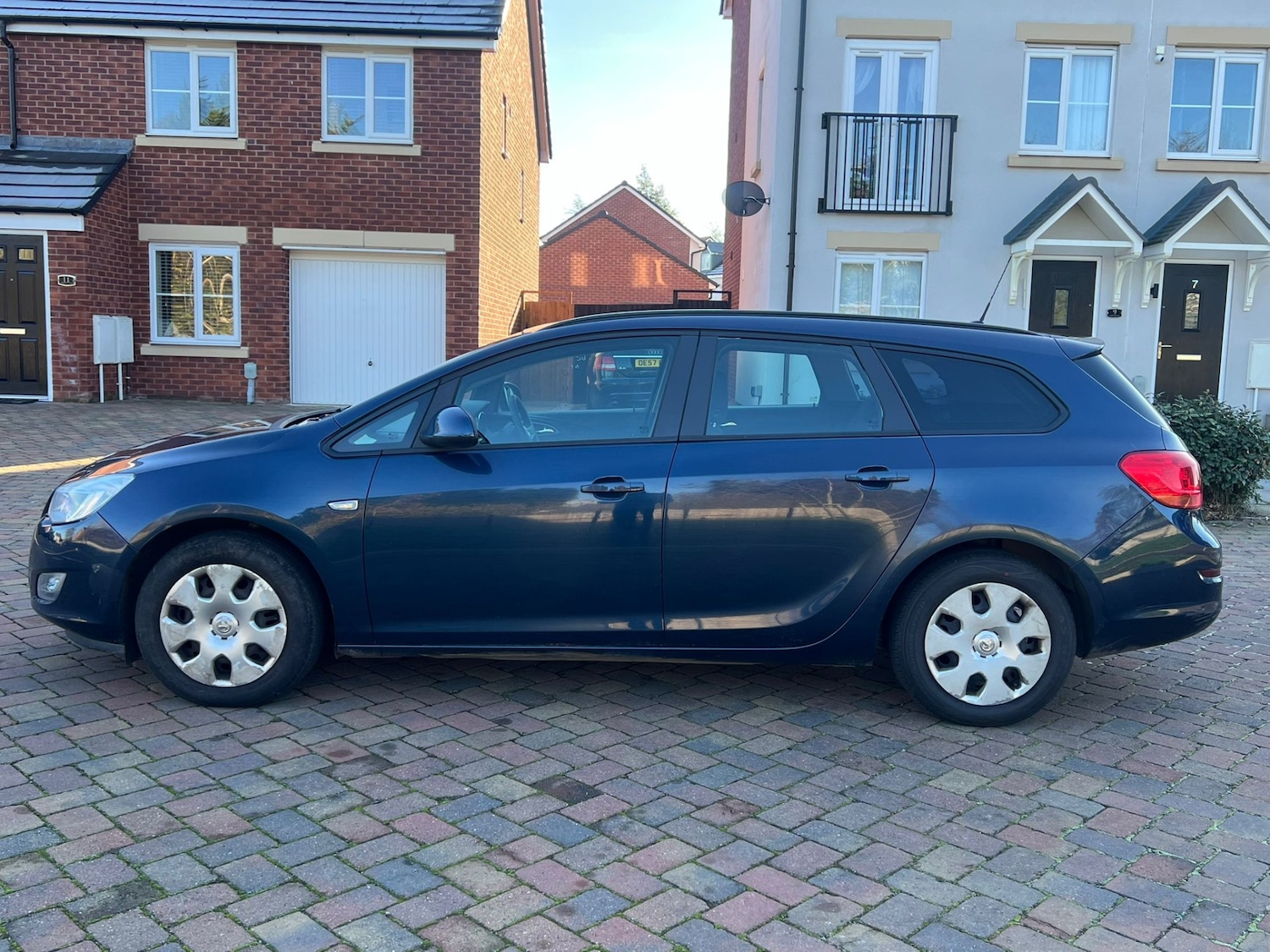 Used Vauxhall Astra 2012 for sale - 76573803: Photo 8