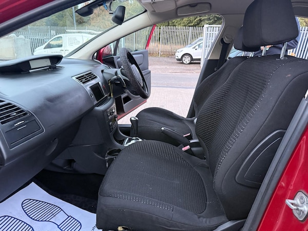 Used Citroen C4 2010 for sale - 76176100: Photo 9