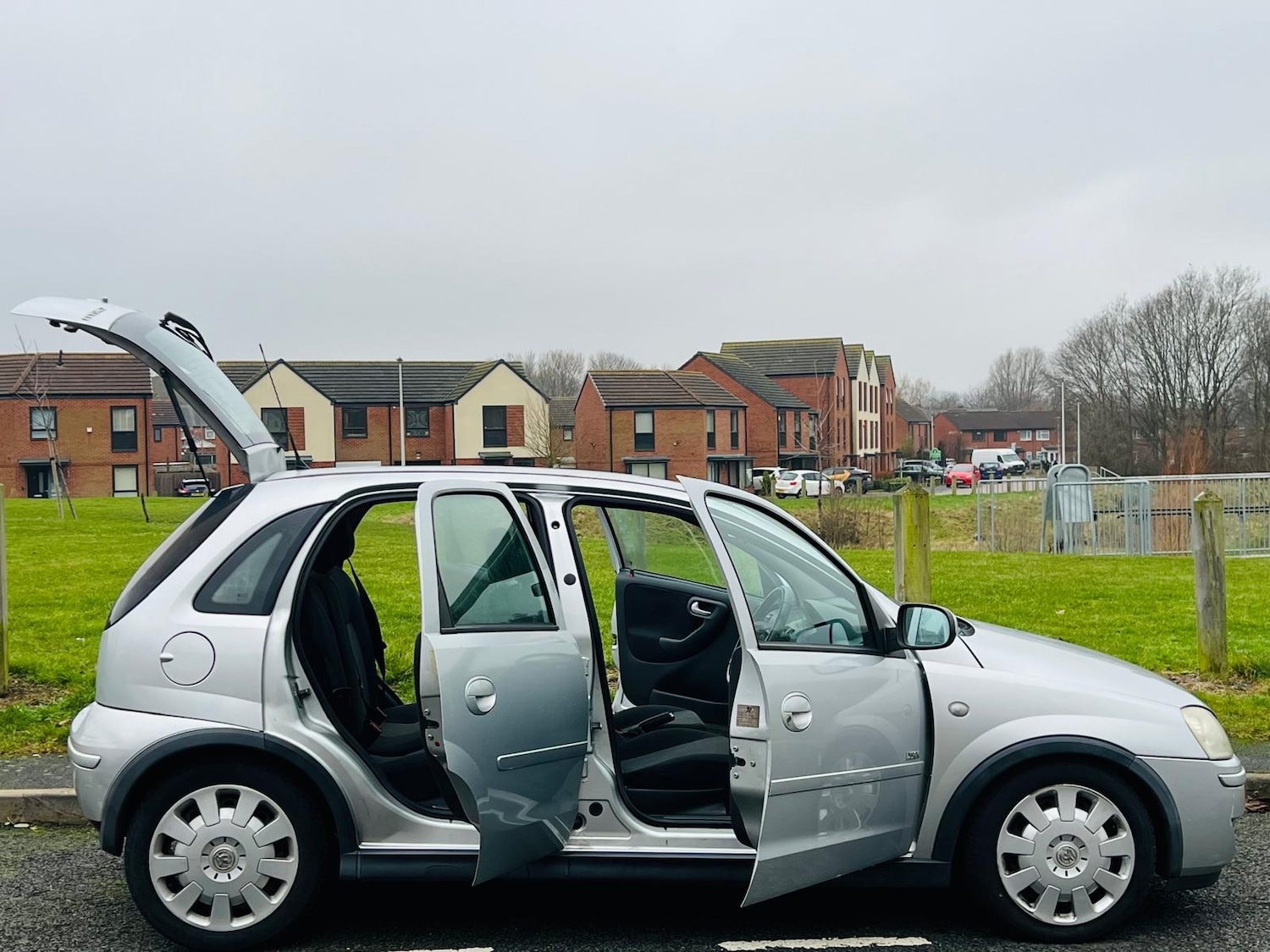Used Vauxhall Corsa 2004 for sale - 77320192: Photo 35