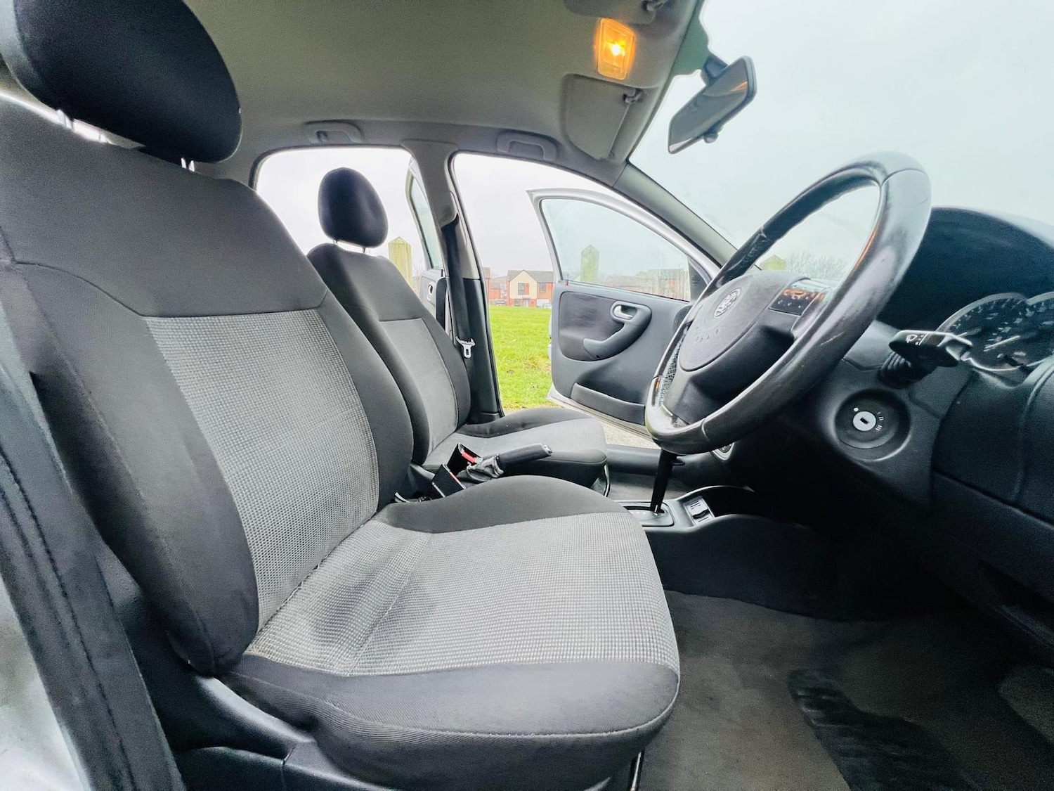 Used Vauxhall Corsa 2004 for sale - 77320192: Photo 36