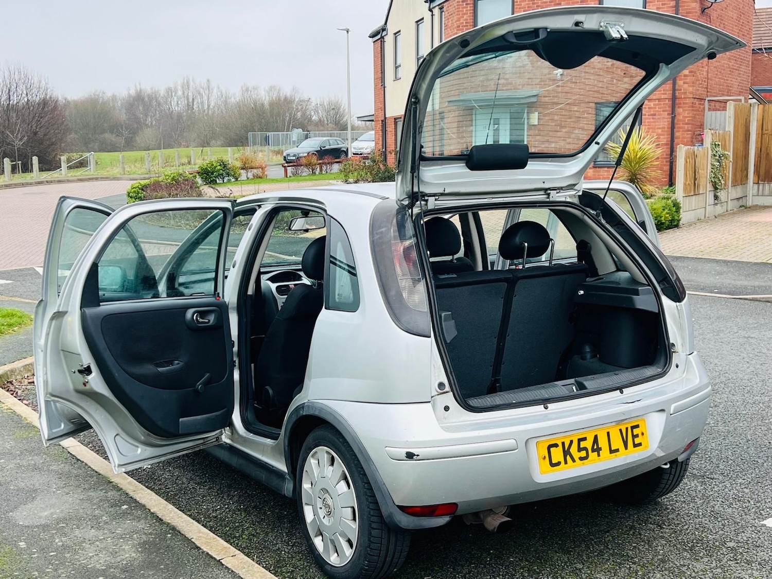 Used Vauxhall Corsa 2004 for sale - 77320192: Photo 38