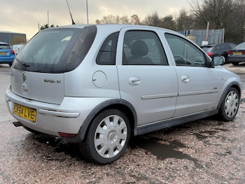 Used Vauxhall Corsa 2004 for sale - 77320192: Photo