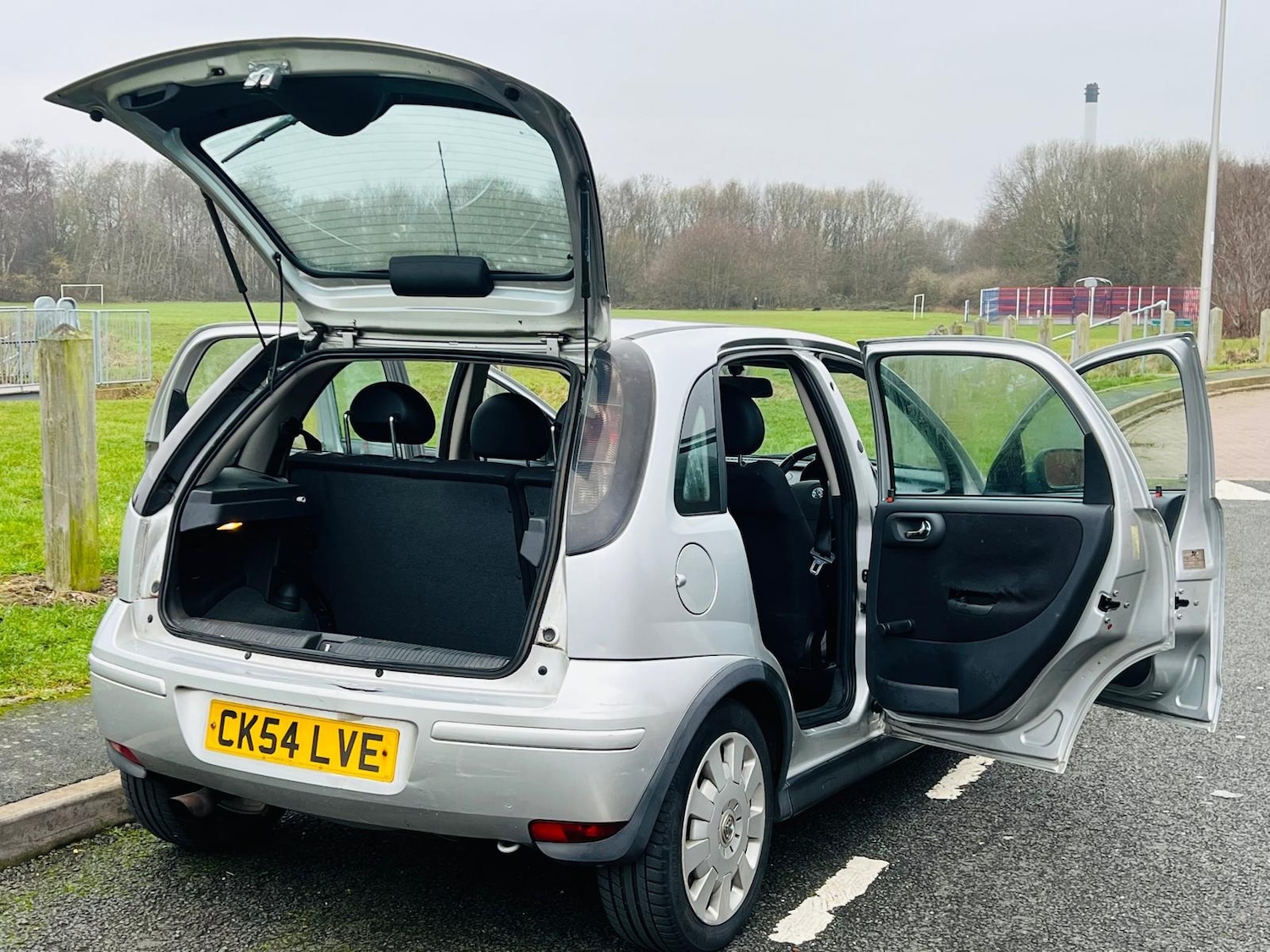 Used Vauxhall Corsa 2004 for sale - 77320192: Photo 40