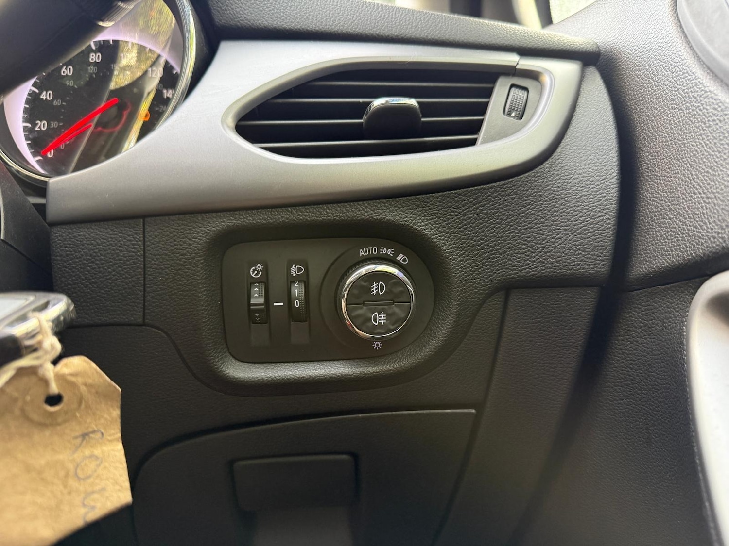 Used Vauxhall Astra 2018 for sale - 76389545: Photo 12