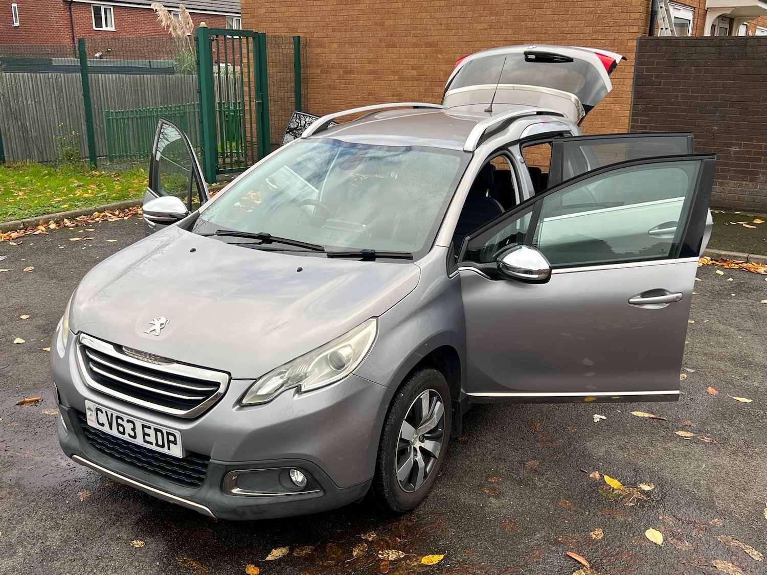 Used Peugeot 2008 2013 for sale - 76389430: Photo 11