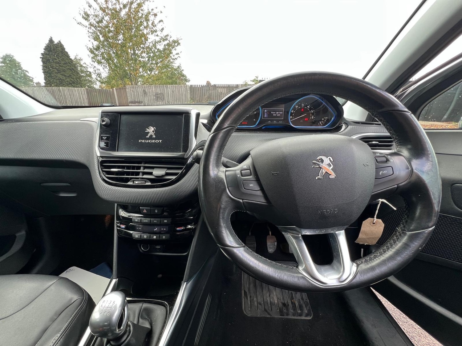 Used Peugeot 2008 2013 for sale - 76389430: Photo 24