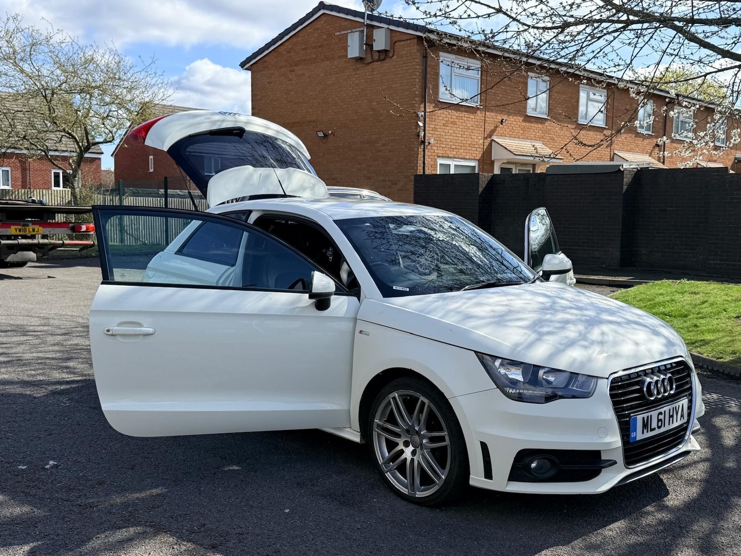 Used Audi A1 2011 for sale - 78102306: Photo 16