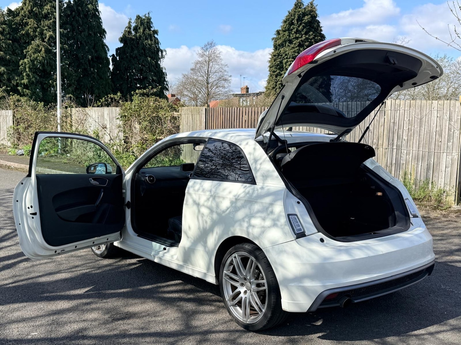 Used Audi A1 2011 for sale - 78102306: Photo 24