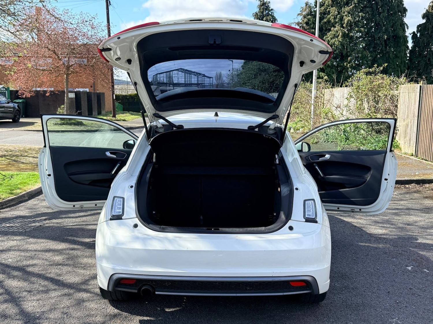 Used Audi A1 2011 for sale - 78102306: Photo 26