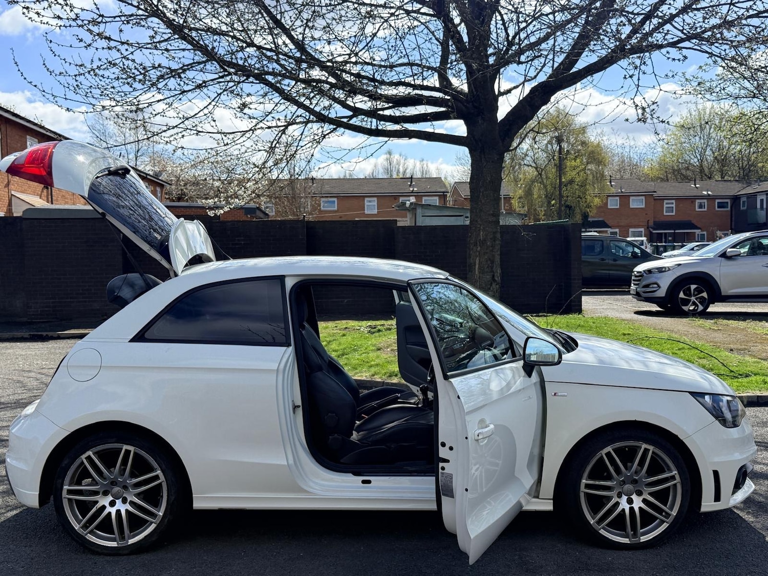 Used Audi A1 2011 for sale - 78102306: Photo 27
