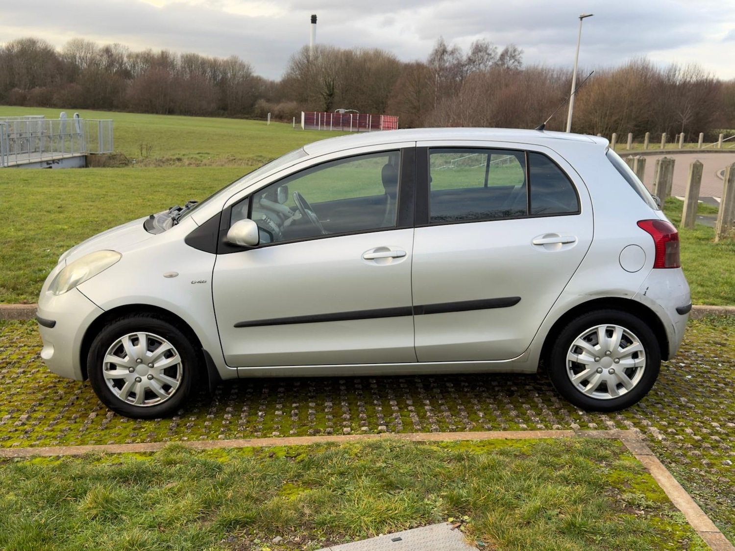 Used Toyota Yaris 2008 for sale - 77254324: Photo 33