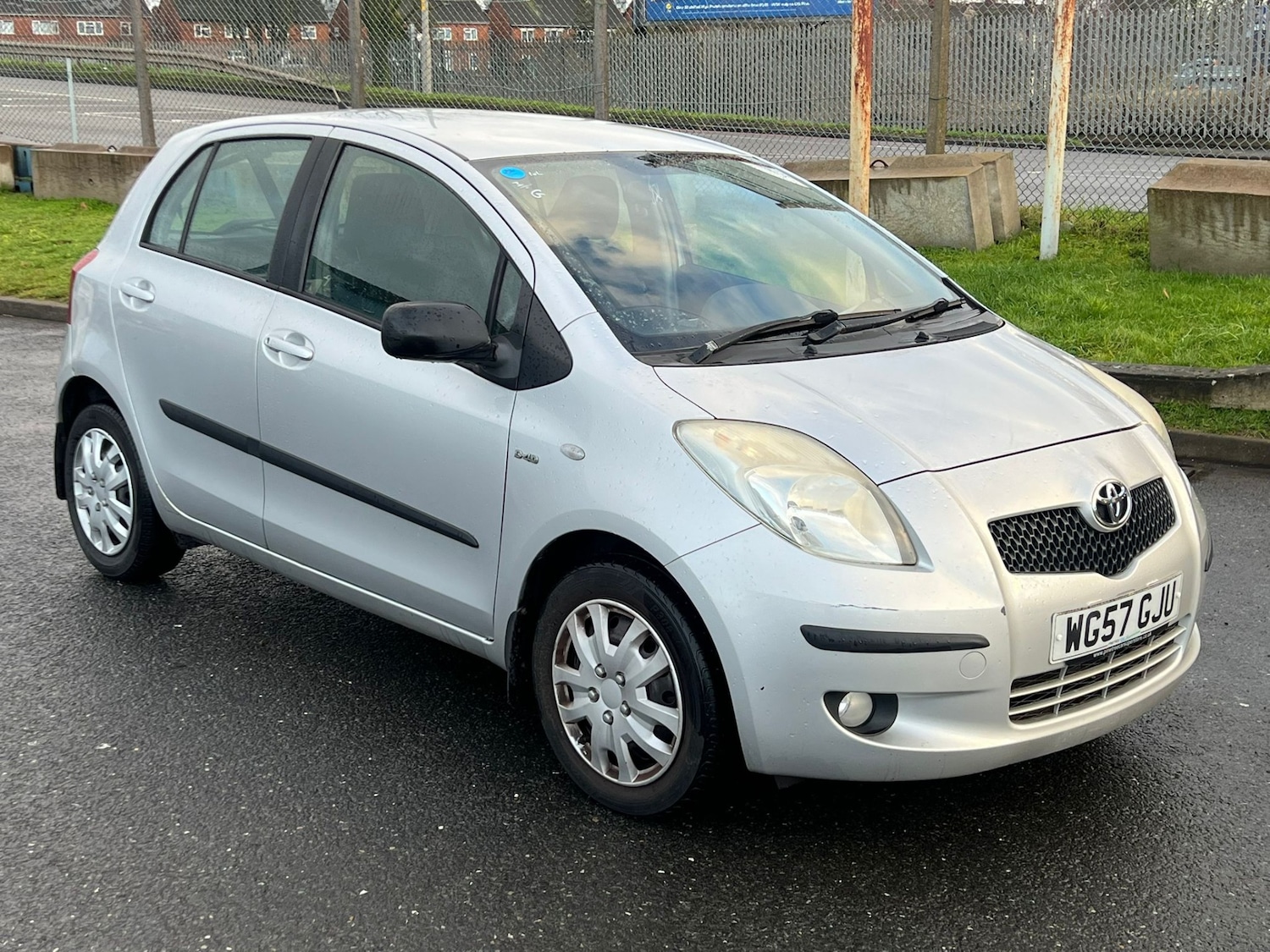 Used Toyota Yaris 2008 for sale - 77254324: Photo 4