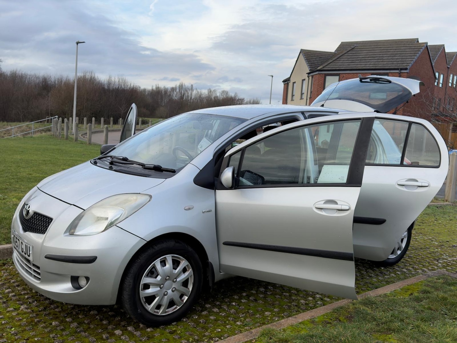 Used Toyota Yaris 2008 for sale - 77254324: Photo 50