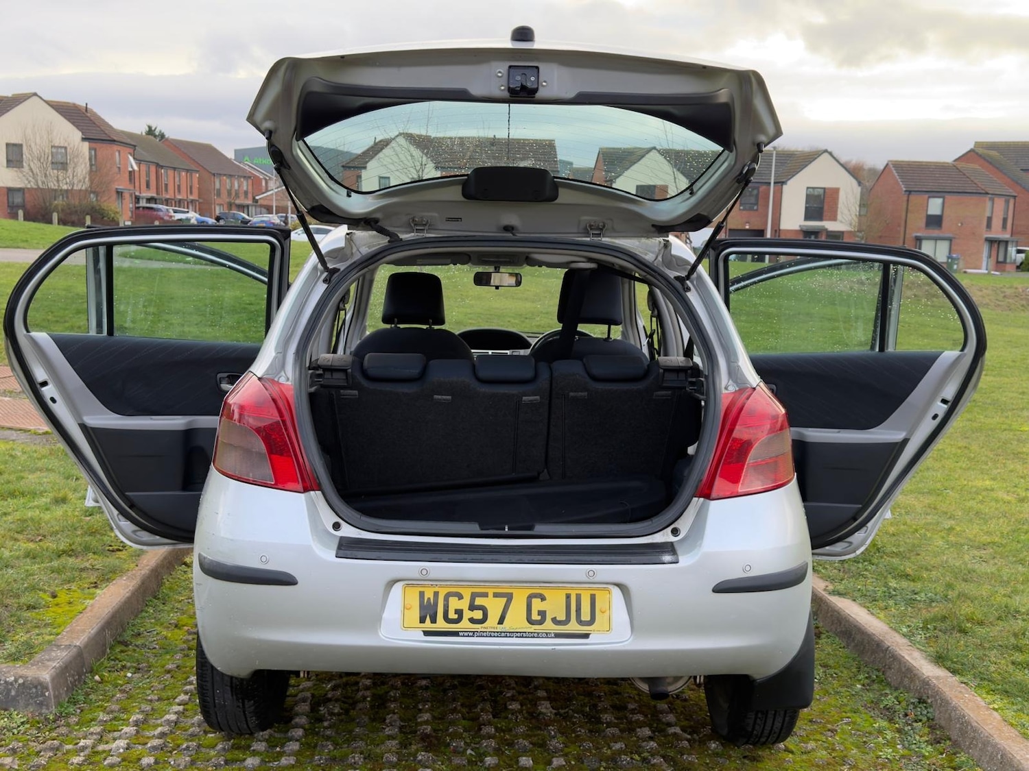 Used Toyota Yaris 2008 for sale - 77254324: Photo 57